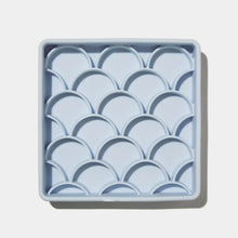 Load image into Gallery viewer, DOGGED SLOW FEEDER 3-IN-1 FISH SCALE SKY