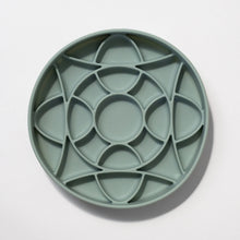 Load image into Gallery viewer, DOGGED SLOW FEEDER CIRCULO SEAFOAM