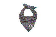 Load image into Gallery viewer, RC ZEPHYR COOLING BANDANA MEDIUM/LARGE