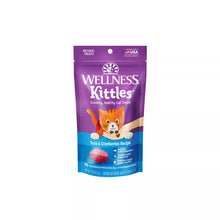 Load image into Gallery viewer, WELLNESS KITTLES TUNA & CRANBERRY TREAT 57G