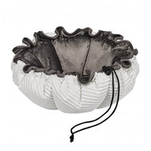 Load image into Gallery viewer, BOWSERS BED BUTTERCUP DIAMOND SM