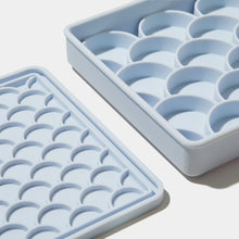 Load image into Gallery viewer, DOGGED SLOW FEEDER 3-IN-1 FISH SCALE SKY
