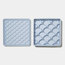 Load image into Gallery viewer, DOGGED SLOW FEEDER 3-IN-1 FISH SCALE SKY
