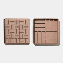 Load image into Gallery viewer, DOGGED SLOW FEEDER 3-IN-1 PARQUET FIG
