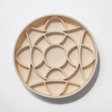 Load image into Gallery viewer, DOGGED SLOW FEEDER CIRCULO BUTTERCREAM
