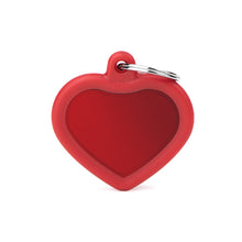 Load image into Gallery viewer, MY FAMILY ALUMINUM HEART RED/RED RUBBER TAG
