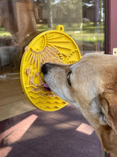 Load image into Gallery viewer, SODAPUP E-MAT SUN N' SEA WITH SUCTION CUPS YELLOW
