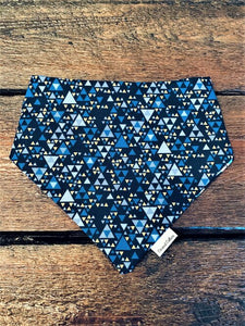 COCONUT COLLARS BANDANA MED