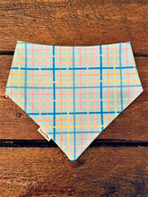 Load image into Gallery viewer, COCONUT COLLARS BANDANA XLG
